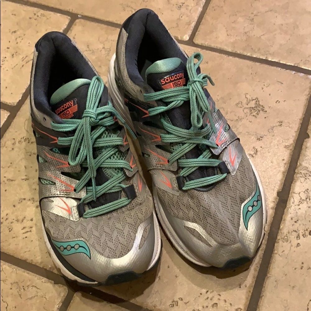 Saucony Everun Isofit 4mm Offset Sneakers